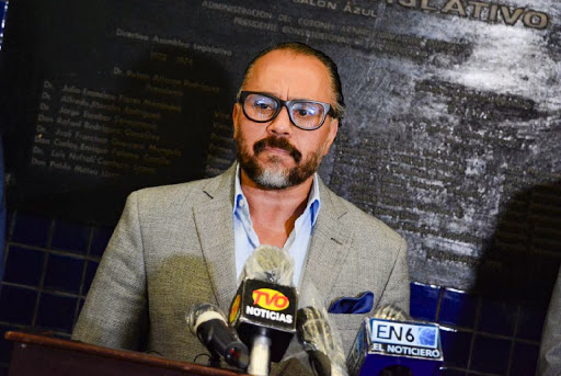Ernesto Castro: “Estuvieron 10 años en el poder y no tuvieron la valentía para cambiar el sistema que esculpió la ultraderecha” ernesto-castro-estuvieron-10-anos-en-el-poder-y-no-tuvieron-la-valentia-para-cambiar-el-sistema-que-esculpio-la-ultraderecha